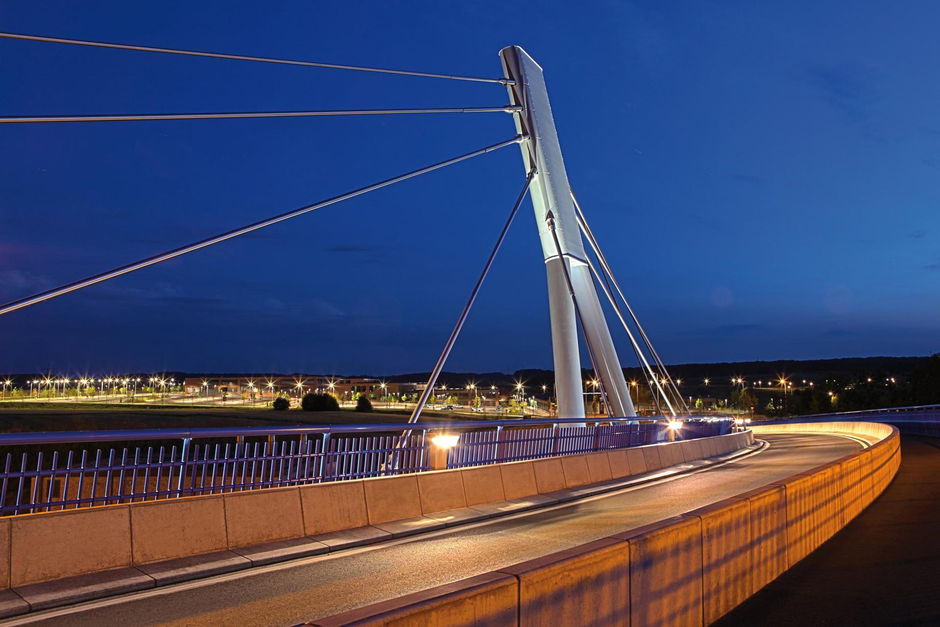 Projet "Flyover - Pont d'accès à l'école européenne de Mamer"